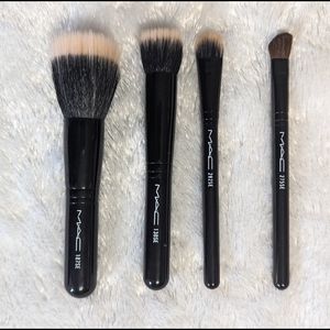 MAC 4 Travel Brush Set